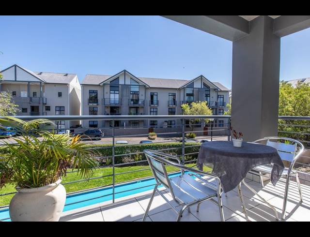 2 BEDROOM APARTMENT FOR SALE IN PLUMSTEAD